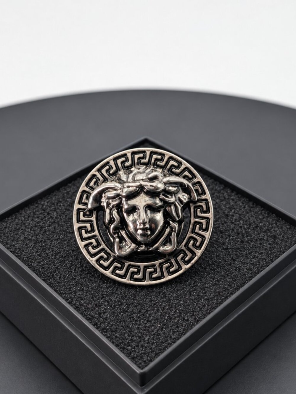 Small Versace Pin